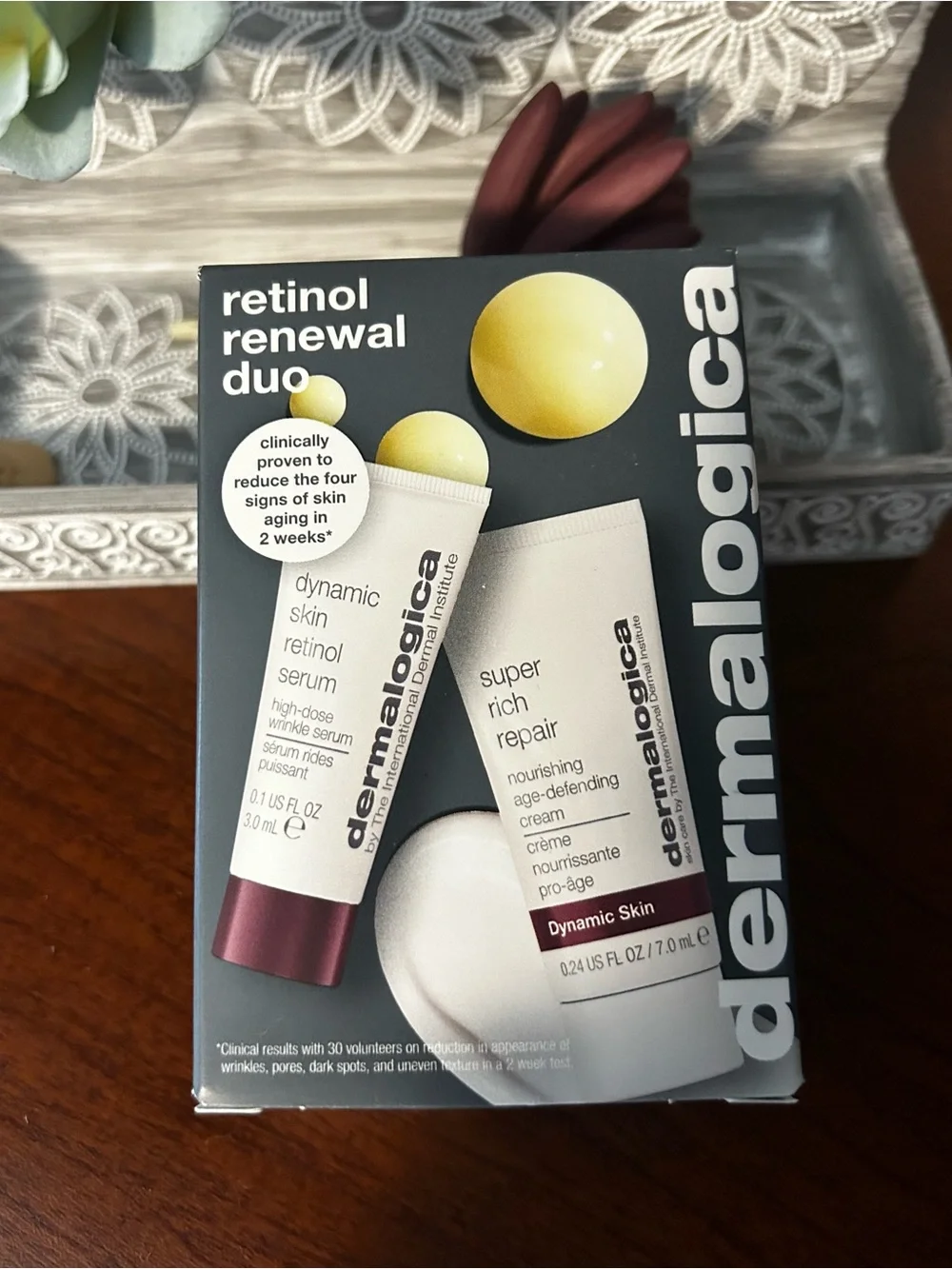 dermalogica Retinol Renewal Duo & Dynamic Skin Serum — Gray with Yellow Accents